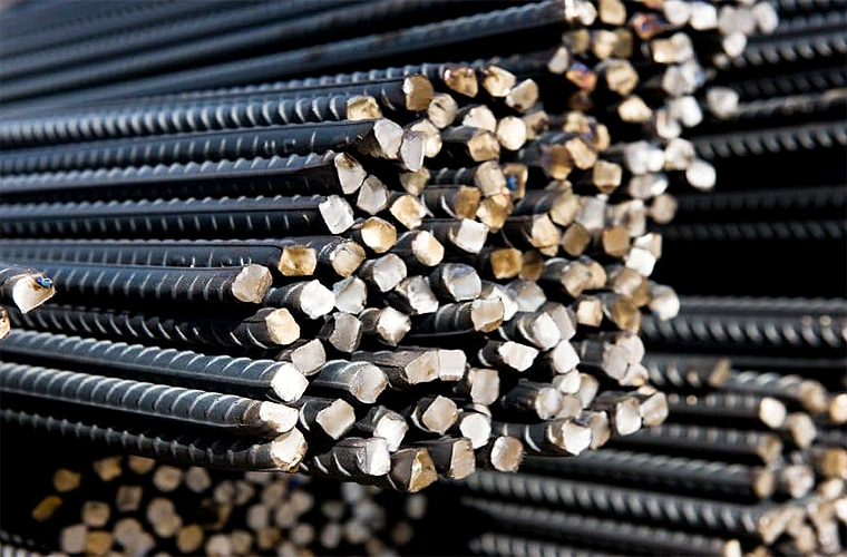 Aplican Aranceles al Acero y Aluminio, Pero no Para México y Canadá