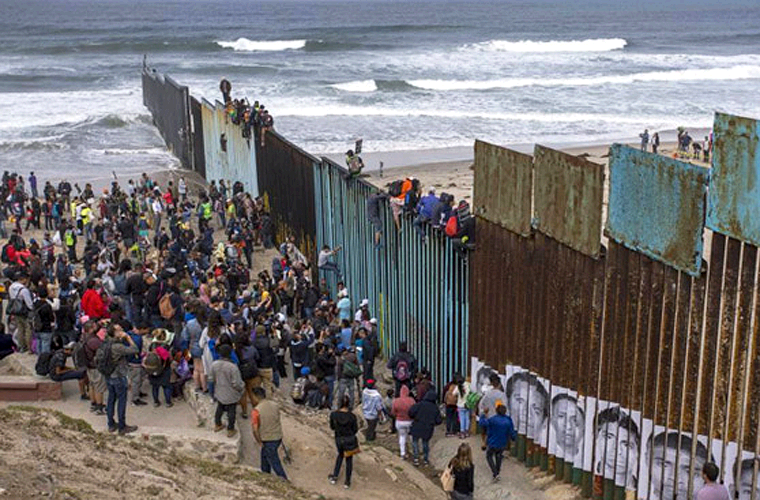 Caravana Llegó a Tijuana, Esperan Asilo Político