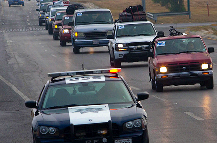 Caravana de Migrantes a Punto de Llegar a la Frontera, Trump les Negará Acceso