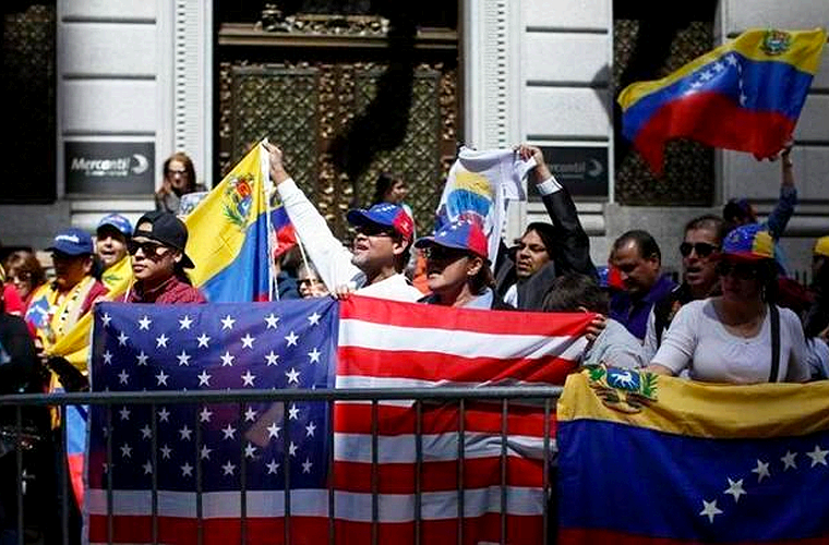 Trump reconoce a Juan Guaidó como presidente legítimo de Venezuela, México Reconoce a Maduro