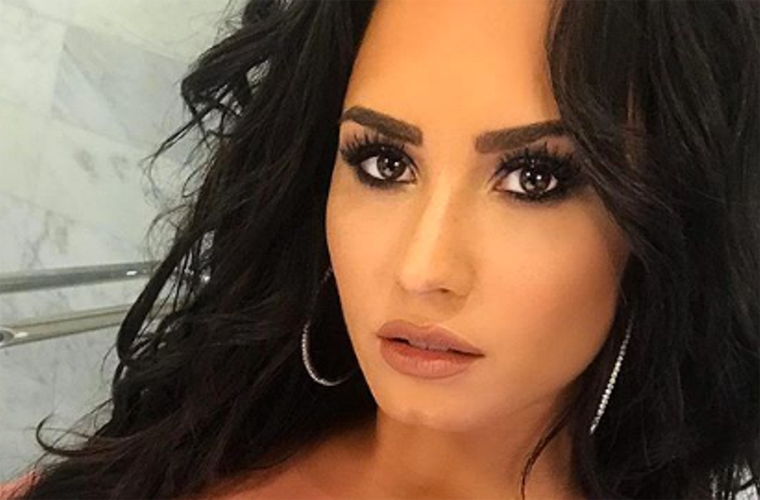Demi Lobato No Logra Salir del Hospital por Complicaciones