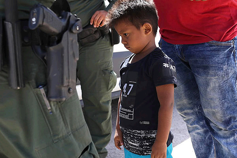 Rescatan a 70 niños durante la ‘Operación almas perdidas’ en Texas