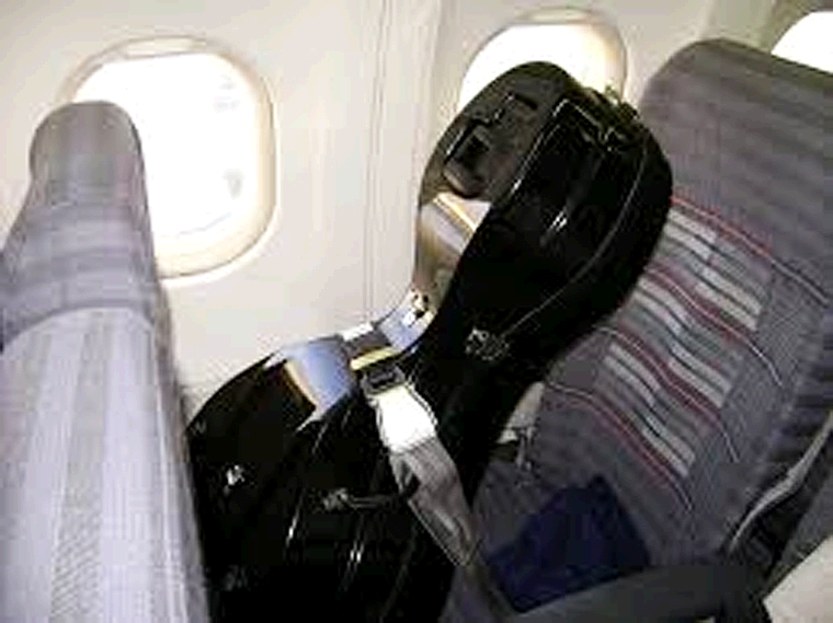American Airlines Echa a Pasajera de un Vuelo