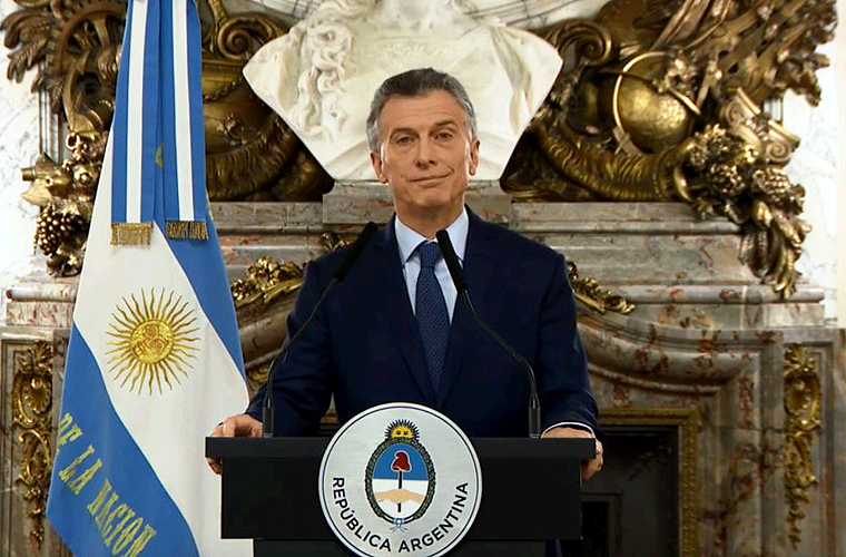 Macri en Argentina Pierde Elecciones en Primera Ronda, Peligra Futuro