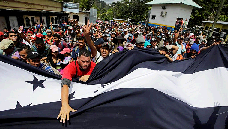 Otra Parte de la Caravana Llega a Tijuana