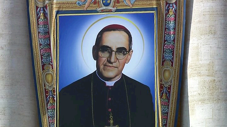 Nombran al Primer Santo de El Salvador