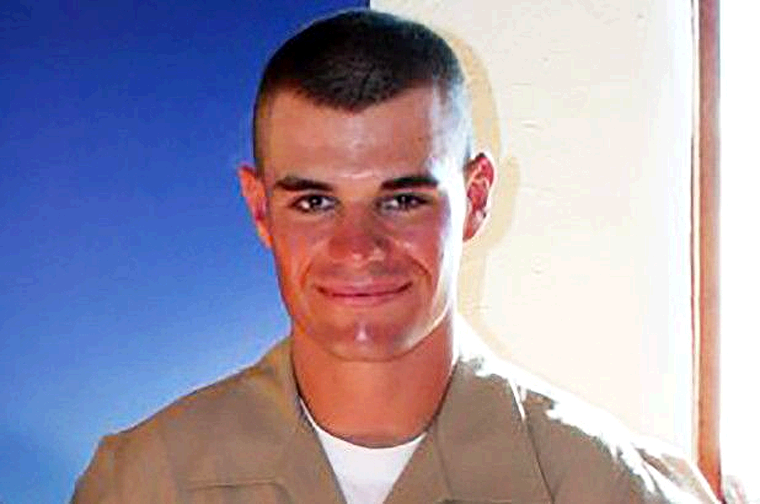 Un «Marine» el Autor de 25 Muertes en Los Ángeles