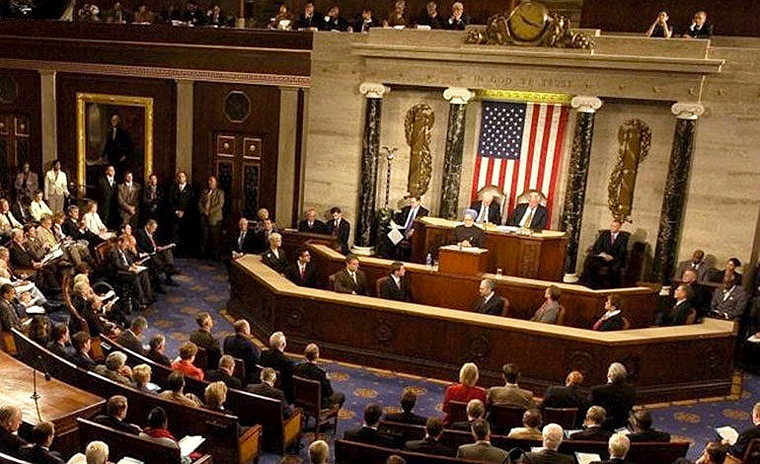 Congreso Pide Revisar Llamadas de Trump