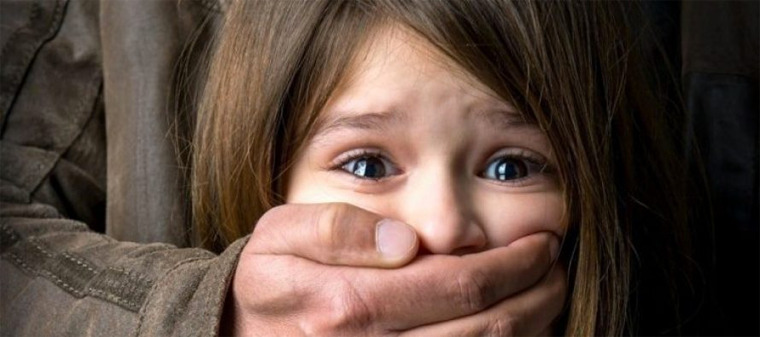 Niña Salva Vida por Truco de Padres