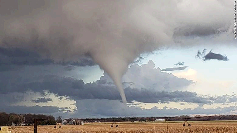 Tornados en Esta Epoca Provocan un Muerto
