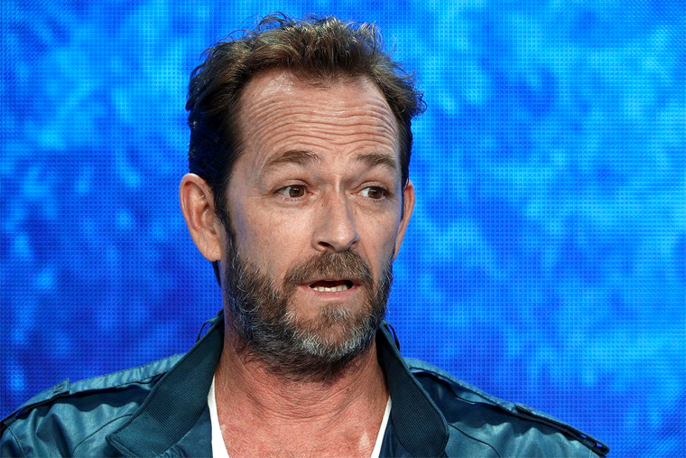 Estrella de Mítica Serie «Beverly Hills 90210» Sufre Derrame Cerebral