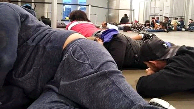 475,000 Familias y 76,000 Niños Detenidos en Frontera en el Último Año