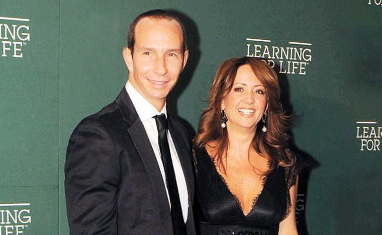 Erik Rubin Sale en Defensa de su Esposa Andrea Legarreta