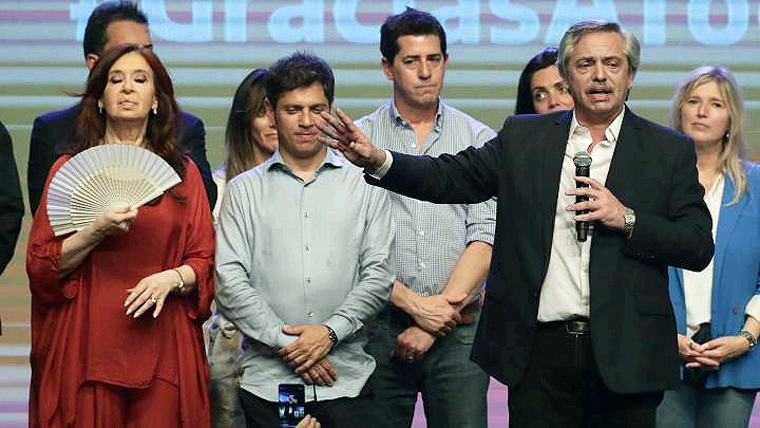 Regresan los Kirchner al Poder en Argentina