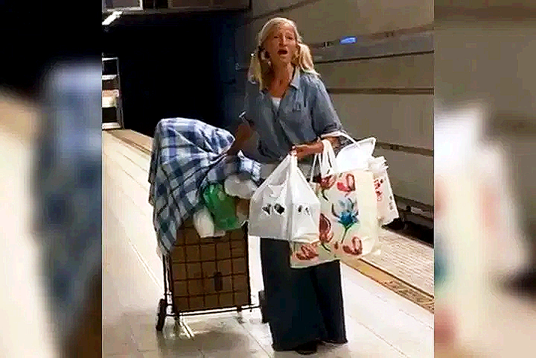 Encuentran a Migrante «Homeless» con Voz de ‘Angel
