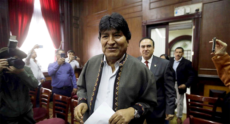 Bolivia Pide a Interpol Captura de Evo Morales