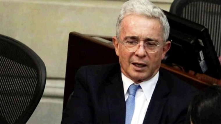 Arrestan a ExPresidente de Colombia