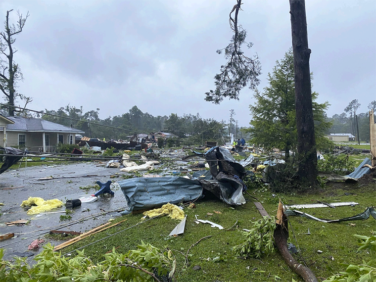 Tormenta Claudette Deja Muertes en Varios Estados