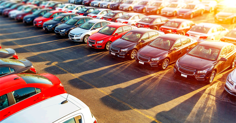Se Disparan en Miles de Dólares los Costos de los Automóviles
