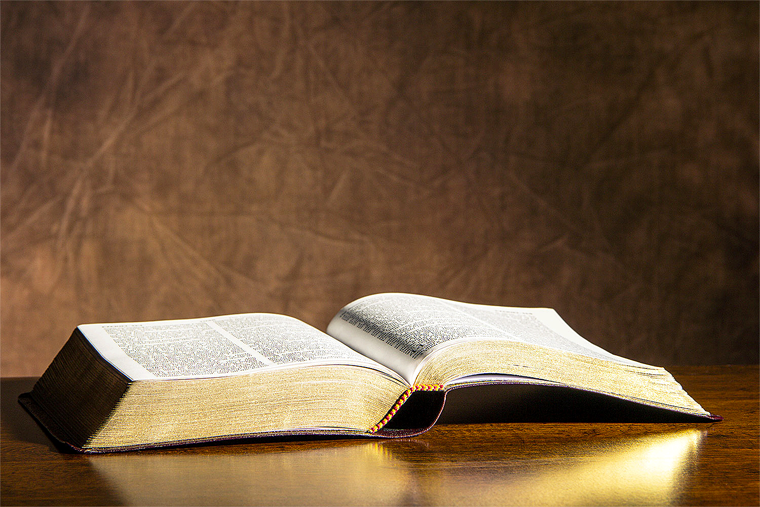 Sitrito Escolar en Utah Prohíbe la Biblia