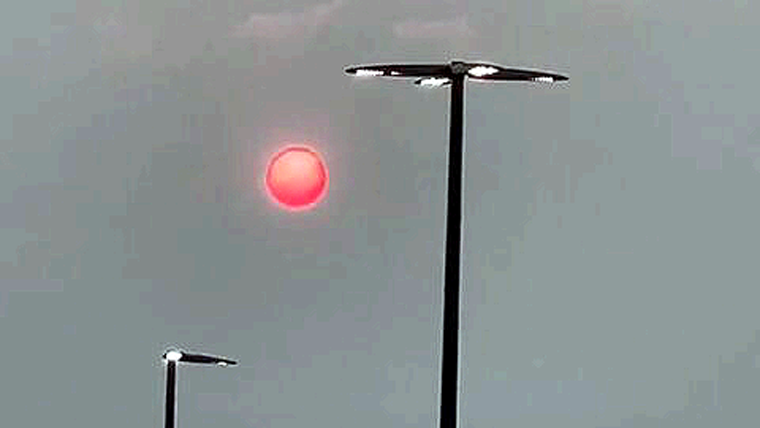 Nueva York Amaneció con el Sol Naranja