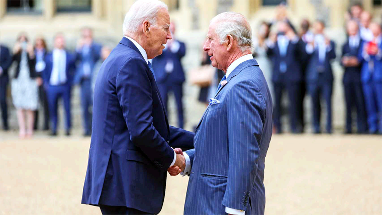 Biden Termina Reunión en Inglaterra y Viaja Para Reunión de la OTAN