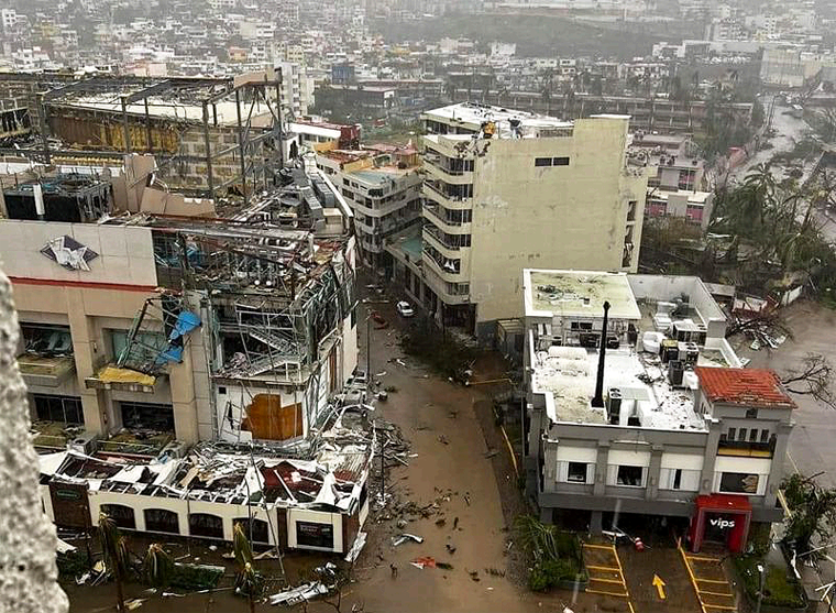 Devastación Total en México por Paso del Huracán Otis
