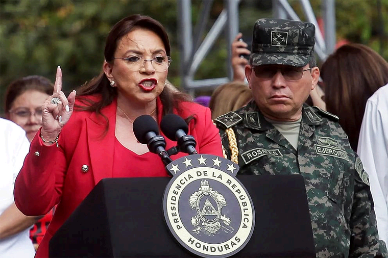 Presidenta en Honduras en Problemas por Corrupción